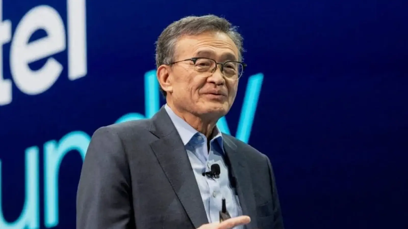 CEO Intel vorbește despre calculul cuantic fotonic și AI