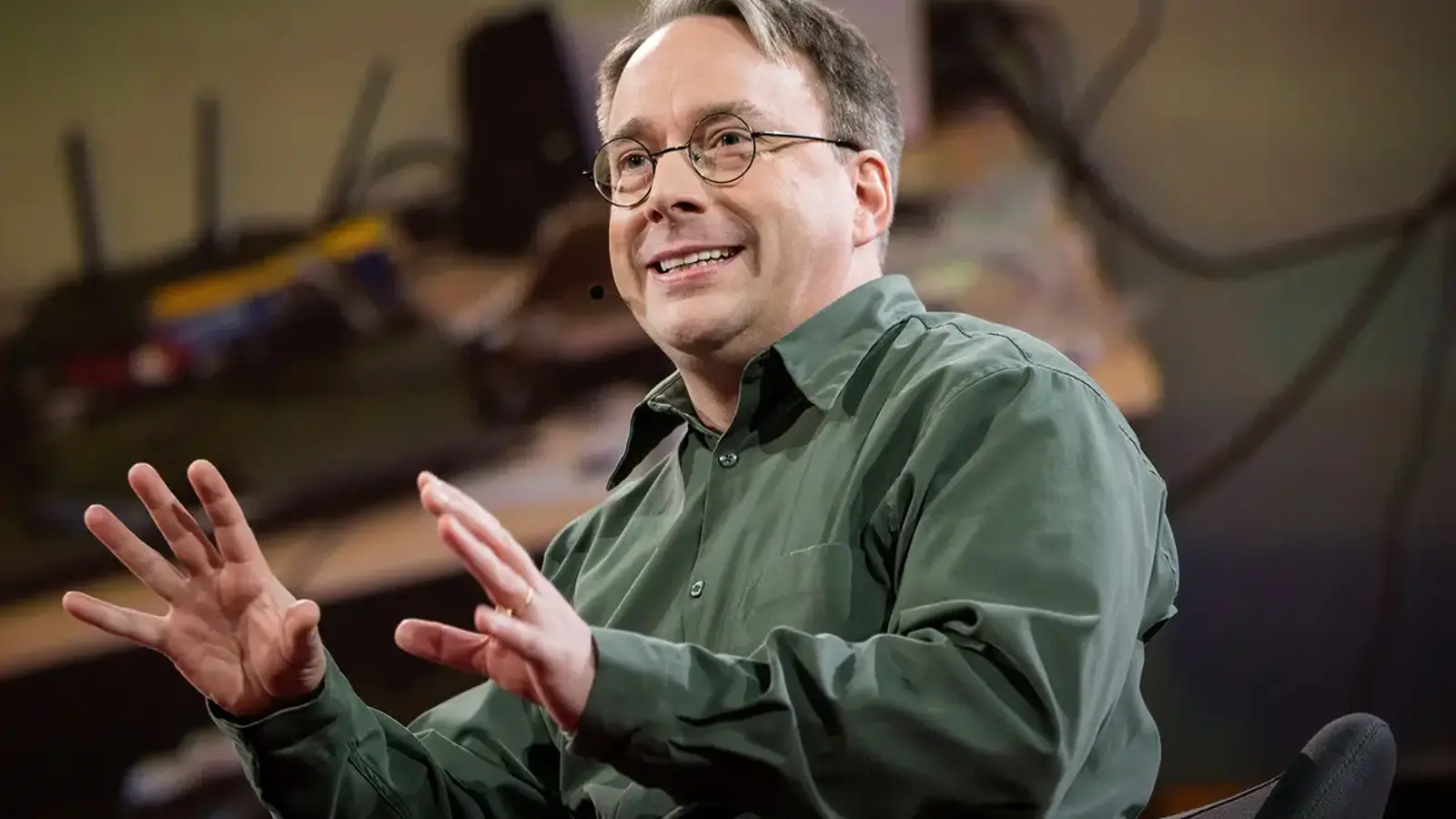 Linus Torvalds folosește LLM pentru patch kernel performant