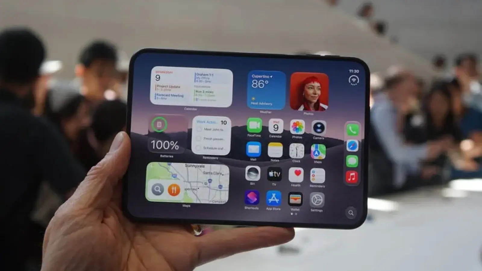 iPhone Duo pliabil: strat protector înlocuibil pentru ecran