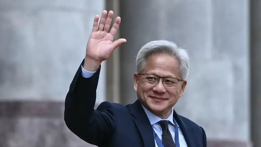 Jensen Huang: Laboratoarele IA necontrolate trebuie închise