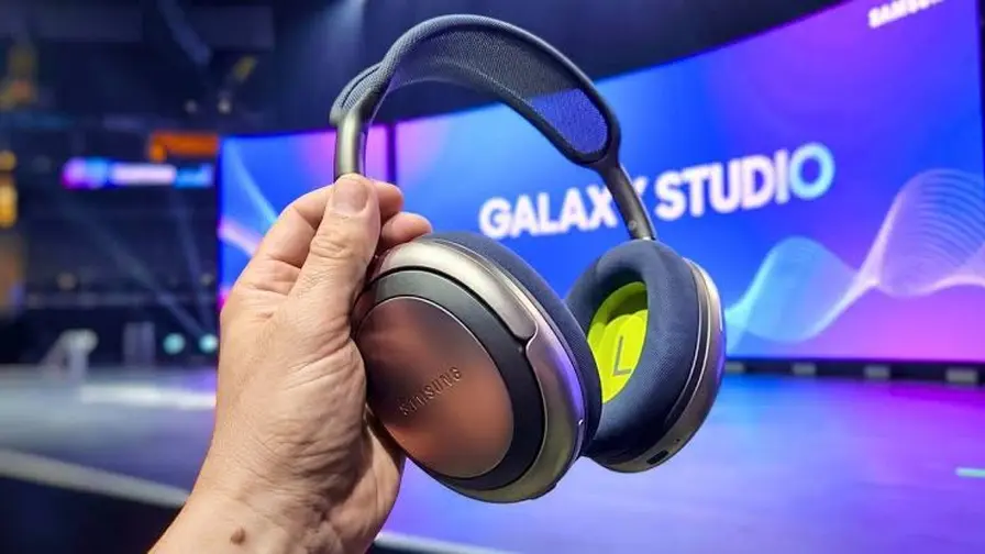 Samsung SM-U700 Galaxy Studio: căști circumaurale wireless