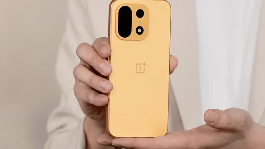 Scurgeri OnePlus Turbo Pro: specificații, baterie și cameră
